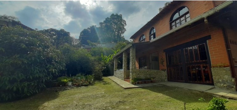 Beautiful Houses - 2 Casas en Venta en La Estrella